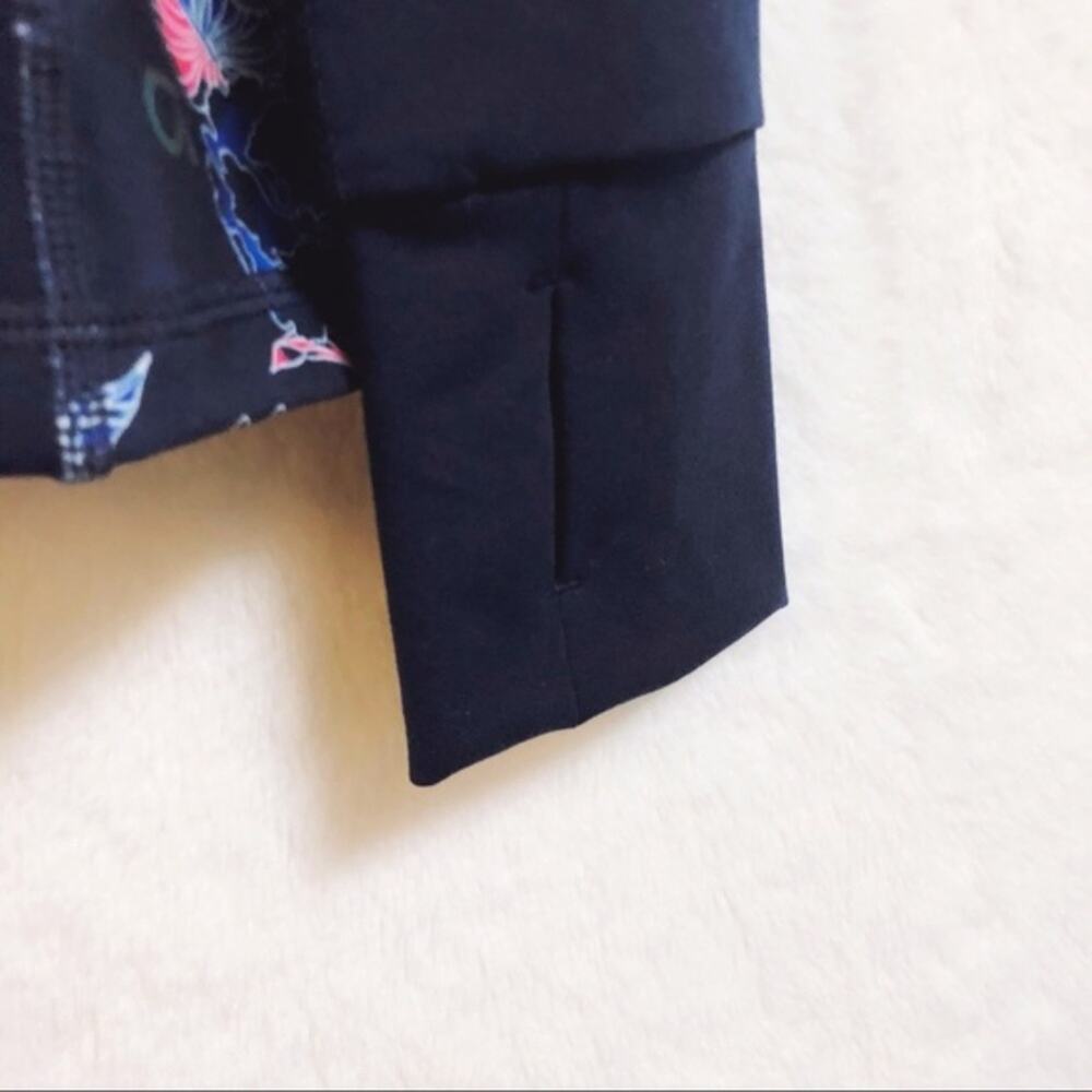 Gap Fit Flower Pattern Colorblock Print Jacket - Picture 5 of 8